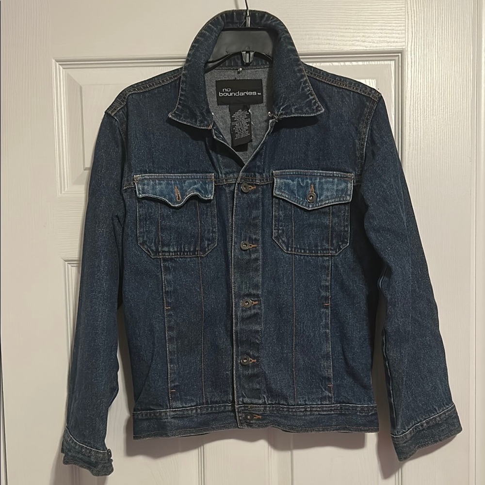 No Boundaries Blue Lightweight Shirt Jacket Classic Style